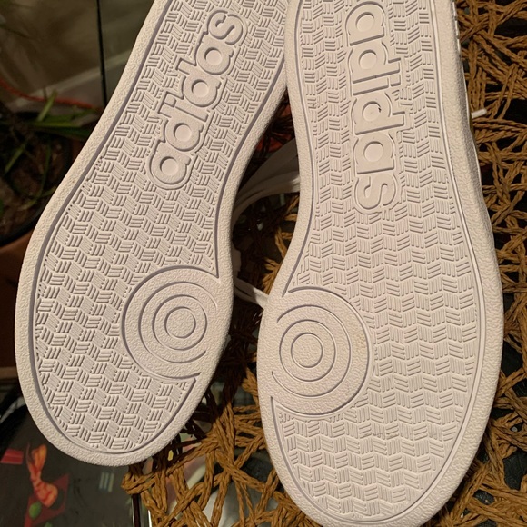 Adidas Superstar | Brand New | Youth 1.5 - Picture 4 of 5